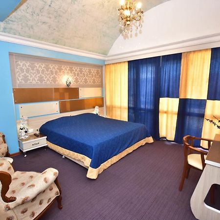 Hotel Chao Батумі Екстер'єр фото