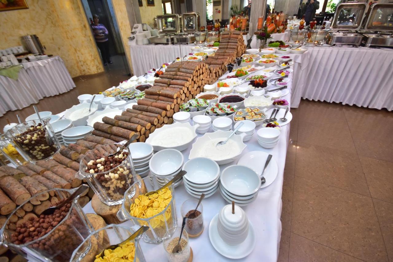 Hotel Chao Батумі Екстер'єр фото