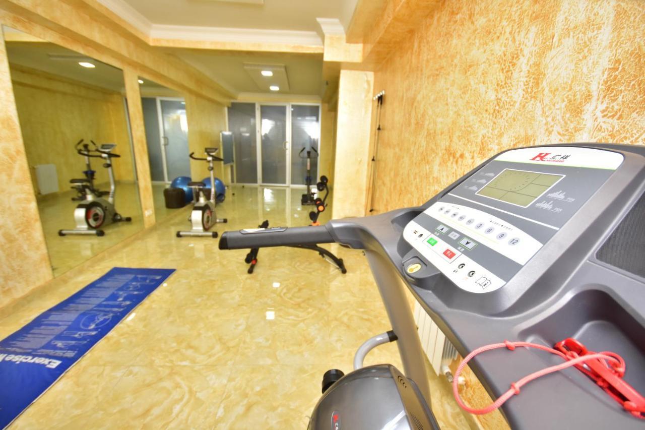 Hotel Chao Батумі Екстер'єр фото