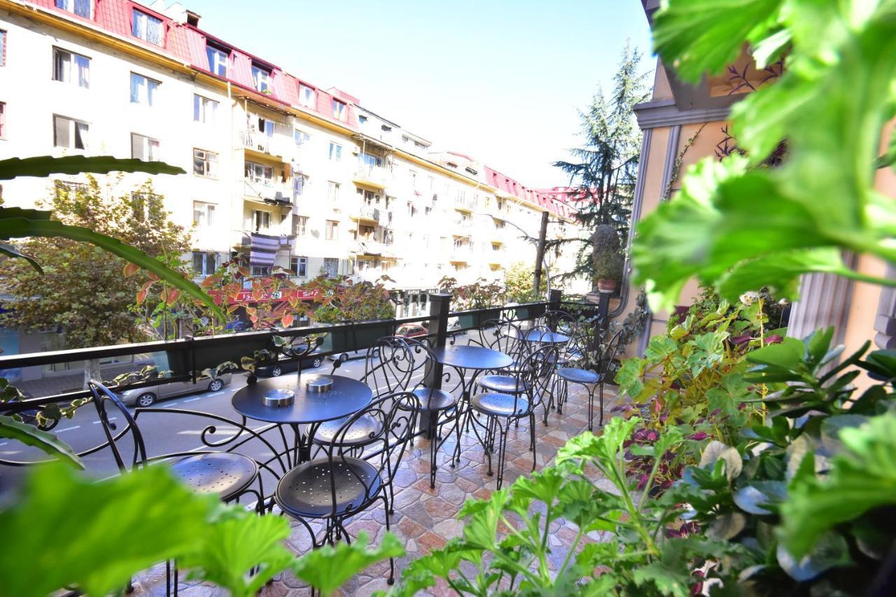Hotel Chao Батумі Екстер'єр фото